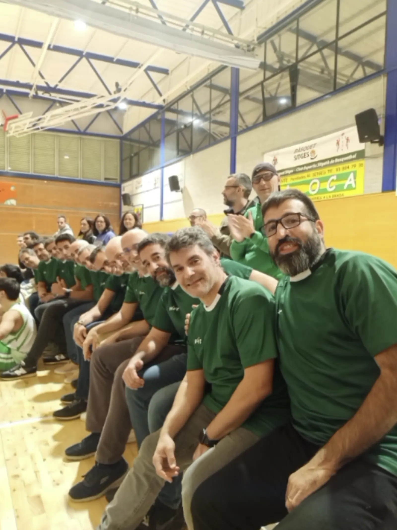 Aficionats CB Sitges a les grades